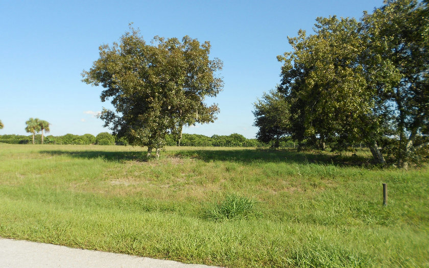 561 SUNSET POINTE, Lake Placid, FL 33852