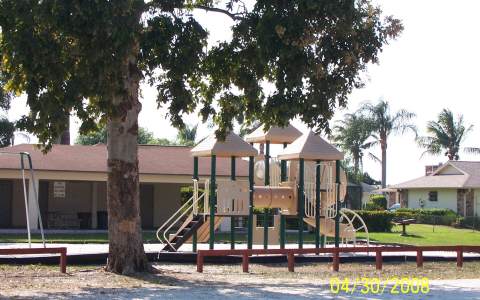 154 LOQUAT RD NE, Lake Placid, FL 33852