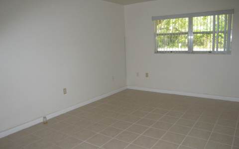 440 BOTTLEBRUSH Ave, Lake Placid, FL 33852