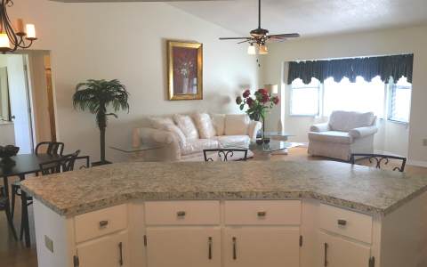 48 Miami Dr, Lake Placid, FL 33852