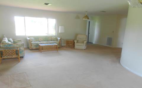 141 Bougainvillea St NE, Lake Placid, FL 33852