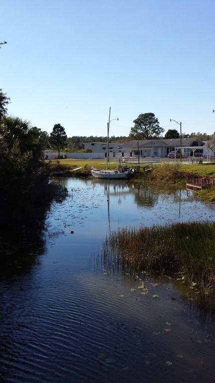 1823 Club Circle, Lake Wales, FL 33854