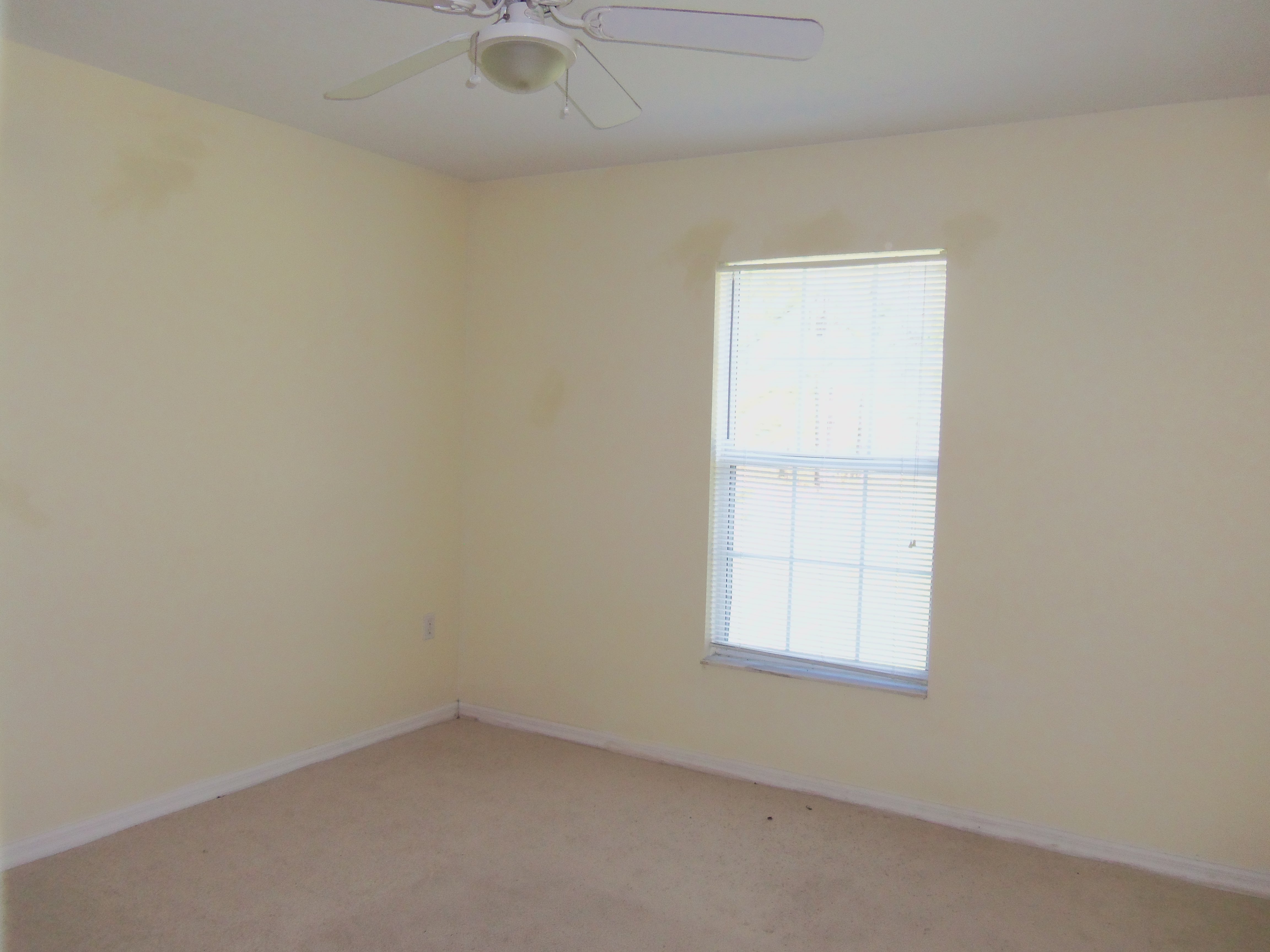 3020 Plumosa Dr, Indian Lake Estates, FL 33855