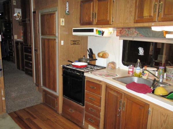 Mallard Mobile Home Park 20 Shrimp Avenue, Lot 163Lorida, FL 33857