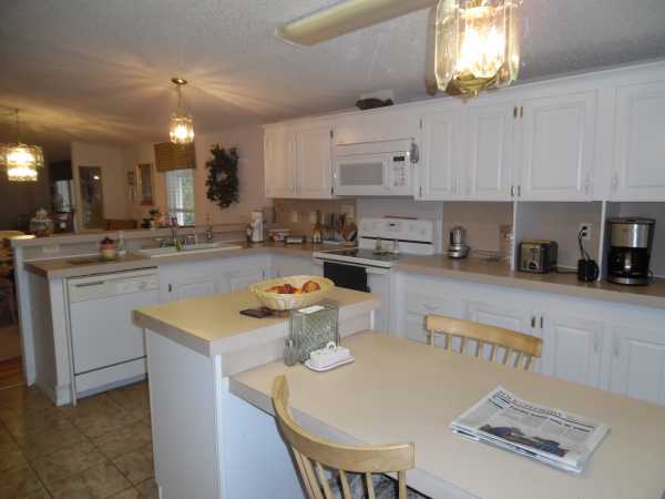 Lake Pointe Village133 Lake Michigan DriveMulberry, FL 33860