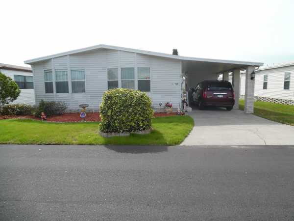 Lake Pointe Village256 Lake Huron DriveMulberry, FL 33860