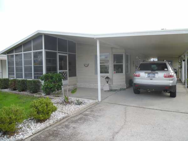 Lake Pointe Village270 Lake Huron DriveMulberry, FL 33860