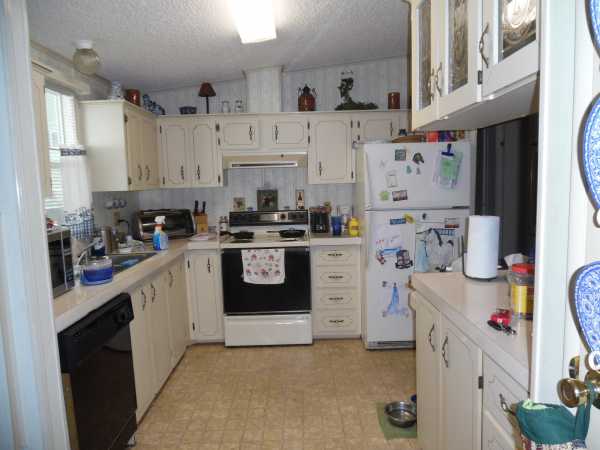 Lake Pointe Village375 Lake Erie LaneMulberry, FL 33860