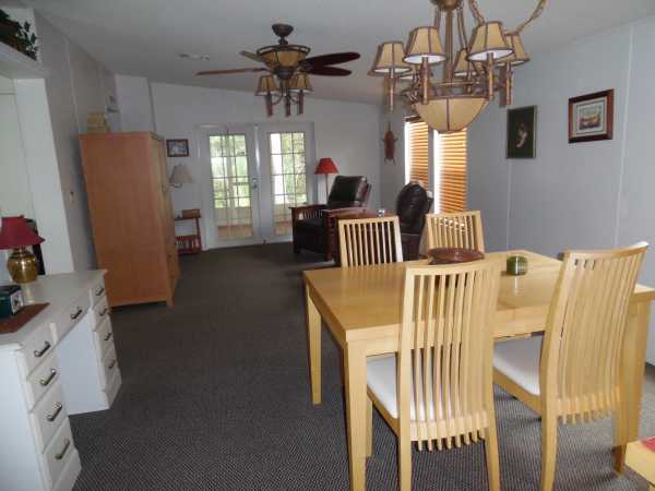 Lake Pointe Village165 Lake Michigan DriveMulberry, FL 33860