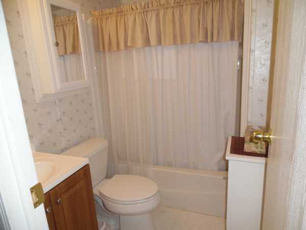 Lake Pointe Village165 Lake Michigan DriveMulberry, FL 33860