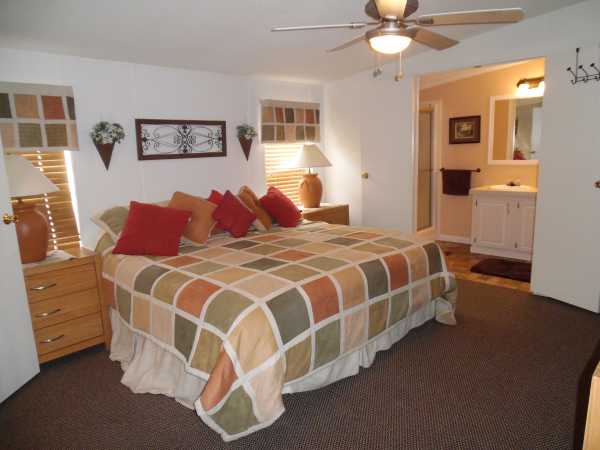 Lake Pointe Village165 Lake Michigan DriveMulberry, FL 33860