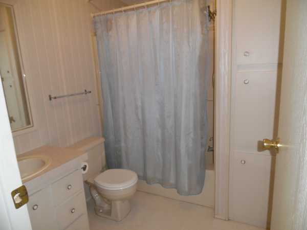 Lake Pointe Village214 Lake Huron DriveMulberry, FL 33860