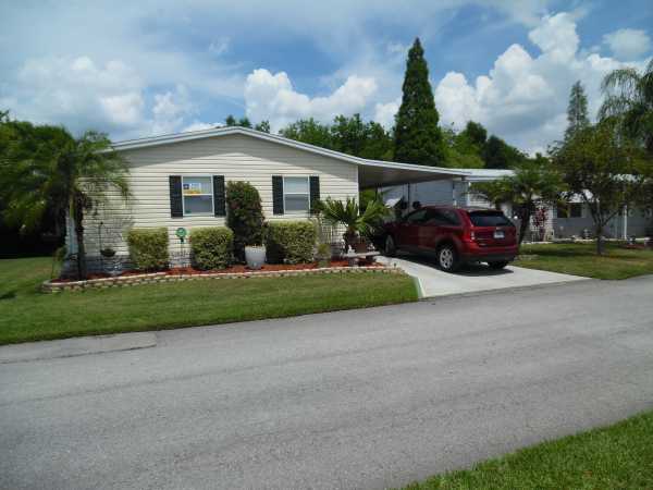 Lake Pointe Village409 Lake Ontario DriveMulberry, FL 33860