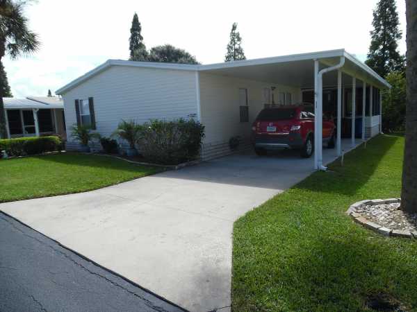 Lake Pointe Village338 Lake Huron DriveMulberry, FL 33860