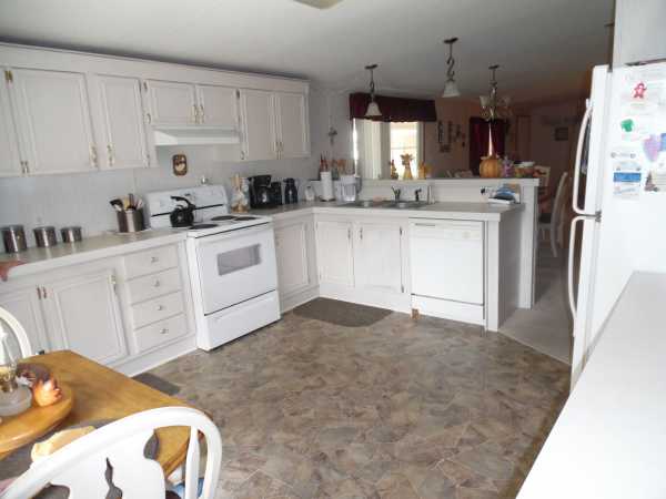 Lake Pointe Village338 Lake Huron DriveMulberry, FL 33860