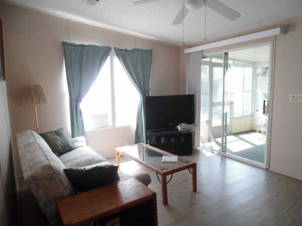 Lake Pointe Village191 Lake Huron DriveMulberry, FL 33860