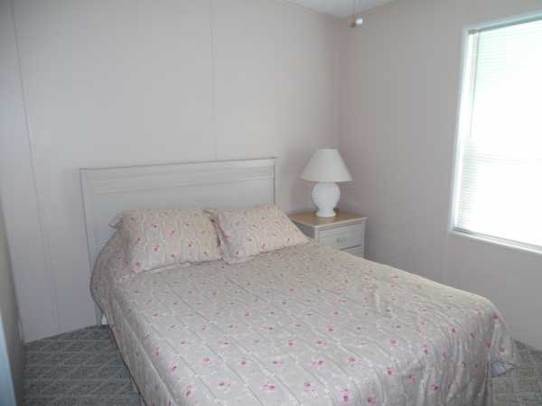 Lake Pointe Village191 Lake Huron DriveMulberry, FL 33860