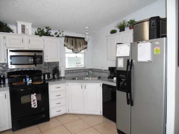 Lake Pointe Village326 Lake Erie DriveMulberry, FL 33860