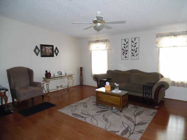 Lake Pointe Village326 Lake Erie DriveMulberry, FL 33860