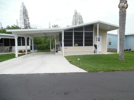 Lake Pointe Village392 Lake Erie LaneMulberry, FL 33860