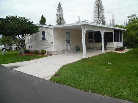Lake Pointe Village390 Lake Erie LaneMulberry, FL 33860