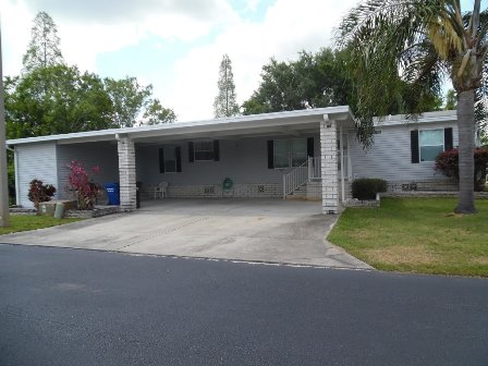 Lake Pointe Village90 Lake Pointe DriveMulberry, FL 33860
