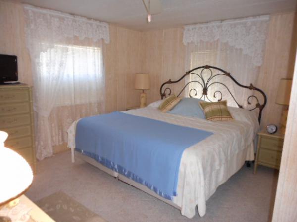 Oakridge Mobile Home Park2732 Cactus LaneSebring, FL 33870