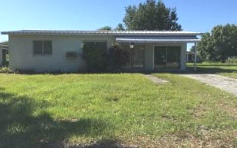 761 Killarney Dr, Sebring, FL 33870