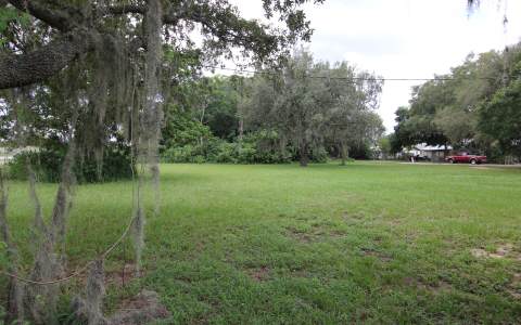 300 S EUCALYPTUS ST, Sebring, FL 33870