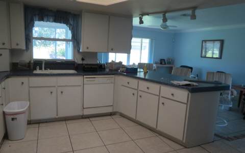 302 DOVE AVE, Sebring, FL 33870