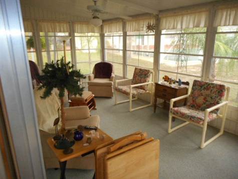 Oakridge Mobile Home Park2911 Vine LaneSebring, FL 33870