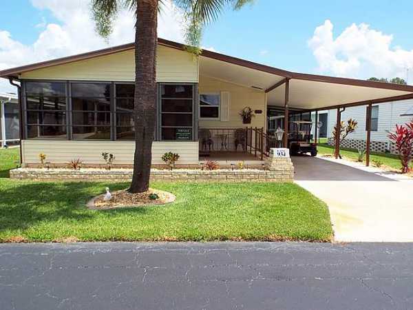 Sebring Village934 Cirrus StSebring, FL 33872