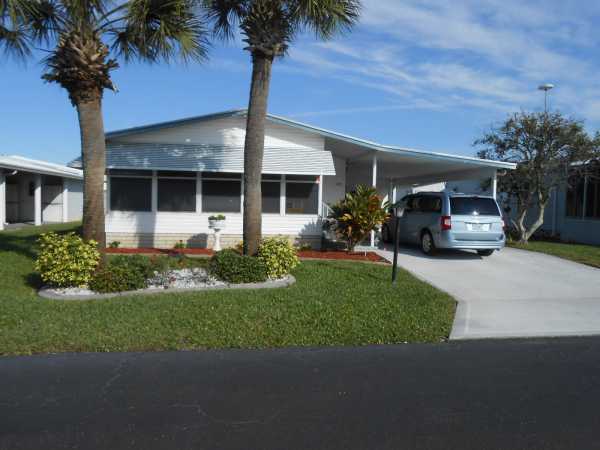 Buttonwood Bay242 Cottonwood DriveSebring, FL 33876