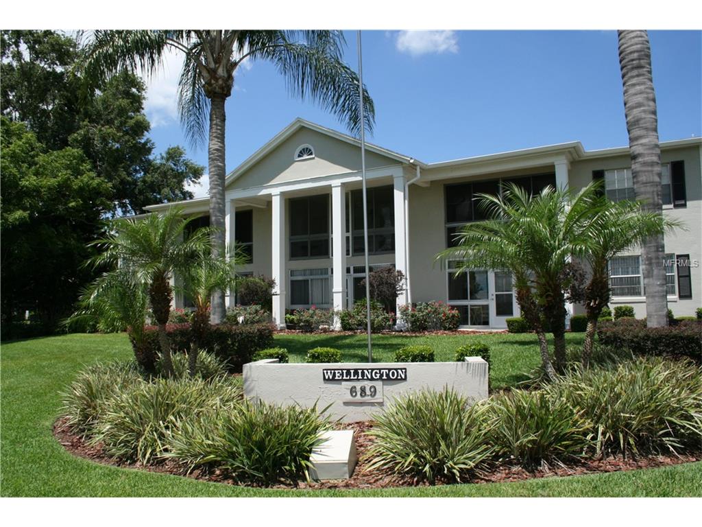 689 Lake Howard Dr Nw, Winter Haven, FL 33880
