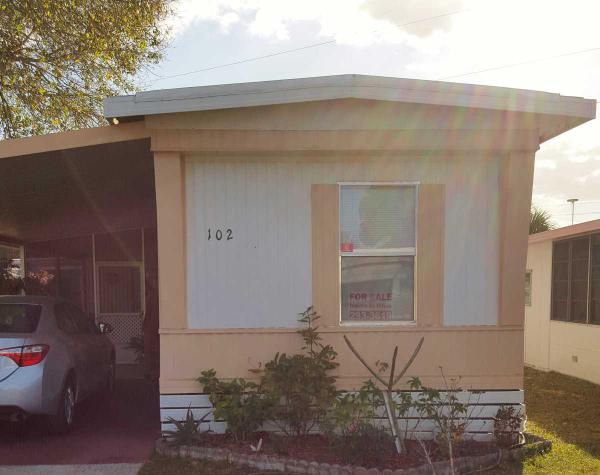 Winter Haven Manufactured Home Community102 Laura LaneWinter Haven, FL 33880