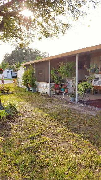 Winter Haven Manufactured Home Community102 Laura LaneWinter Haven, FL 33880