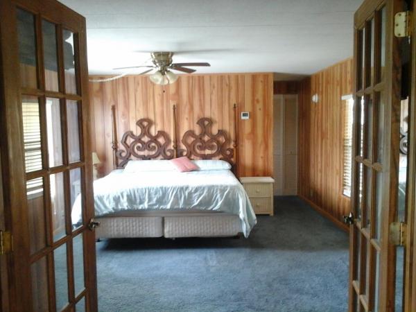 Hidden Cove Mobile Home Park 32 Hide A Way LaneWinter Haven, FL 33881