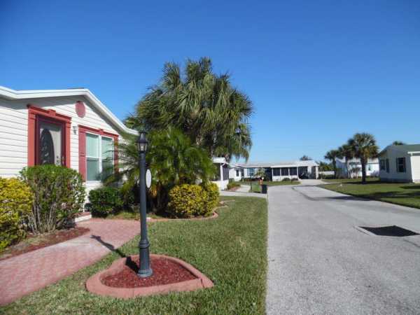 Windmill Village1012 Ocean CircleDavenport, FL 33897