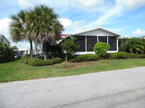 Windmill Village746 Island StDavenport, FL 33897