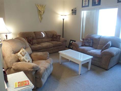 Windmill Village812 BLUE DOLPHINDavenport, FL 33897