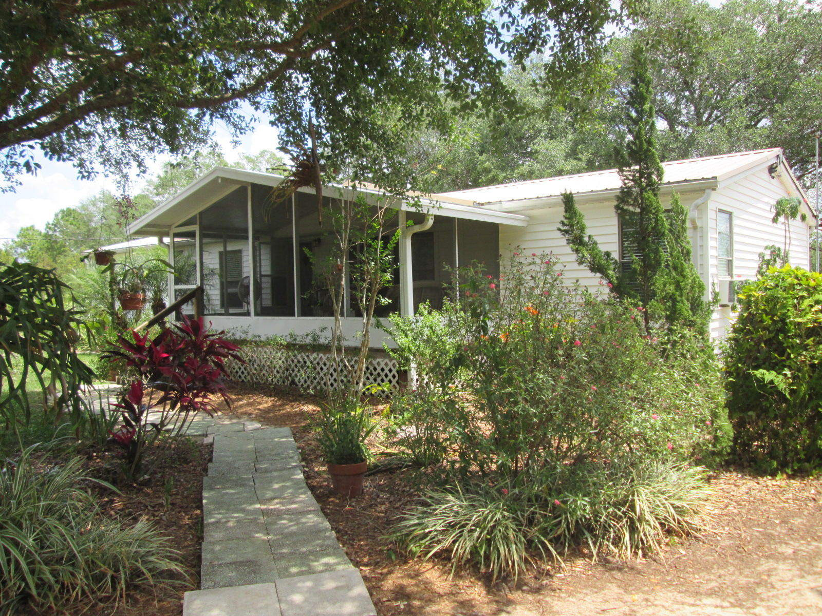 2026 Rosalie Lake Rd, Lake Wales, FL 33898