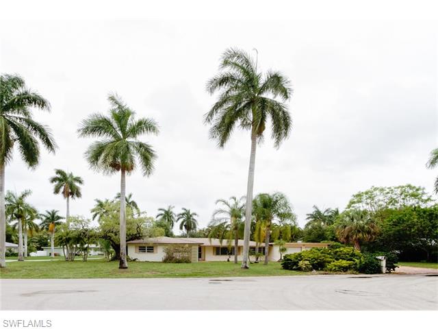 1757 Llewellyn DR, Fort Myers, FL 33901