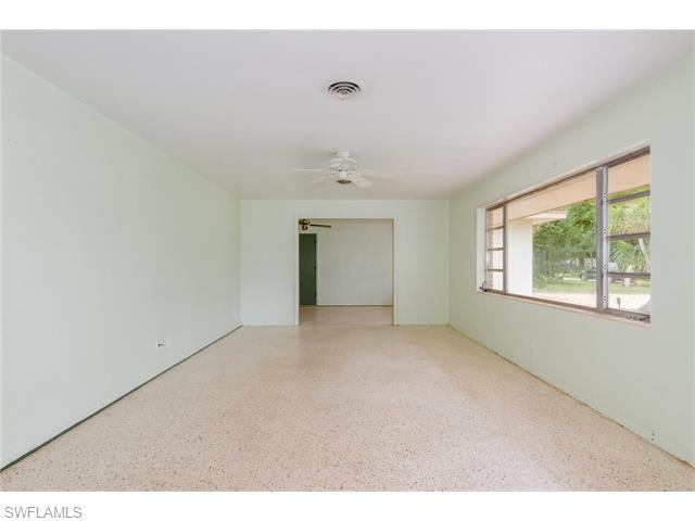 1757 Llewellyn DR, Fort Myers, FL 33901