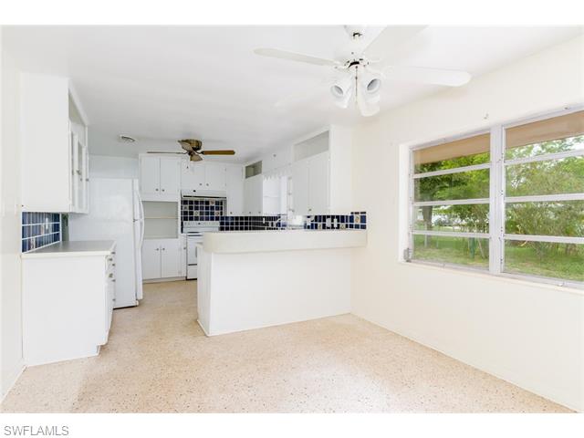 1757 Llewellyn DR, Fort Myers, FL 33901