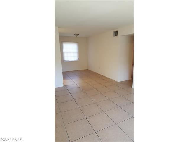 3675 Broadway, Fort Myers, FL 33901