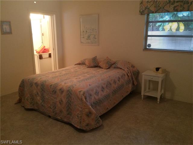 1126 Tipton CT, Fort Myers, FL 33901