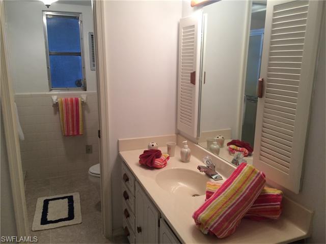1126 Tipton CT, Fort Myers, FL 33901