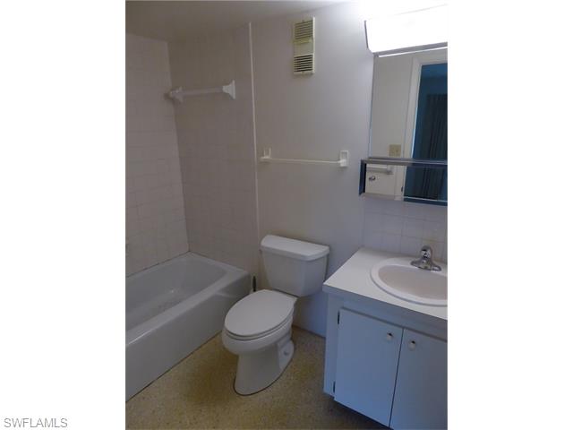 2264 Winkler AVE, Fort Myers, FL 33901