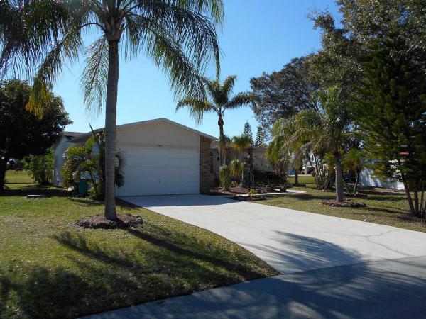 Pine Lakes Country Club19855 Diamond Hill Ct. #15HNorth Fort Myers, FL 33903
