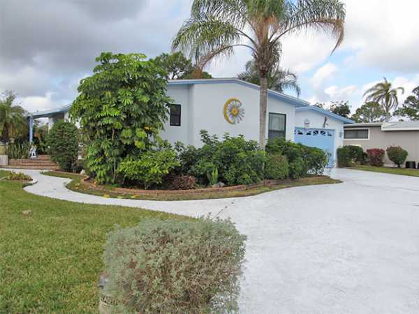 Del Tura Country Club110 Las Palmas BlvdNorth Fort Myers, FL 33903